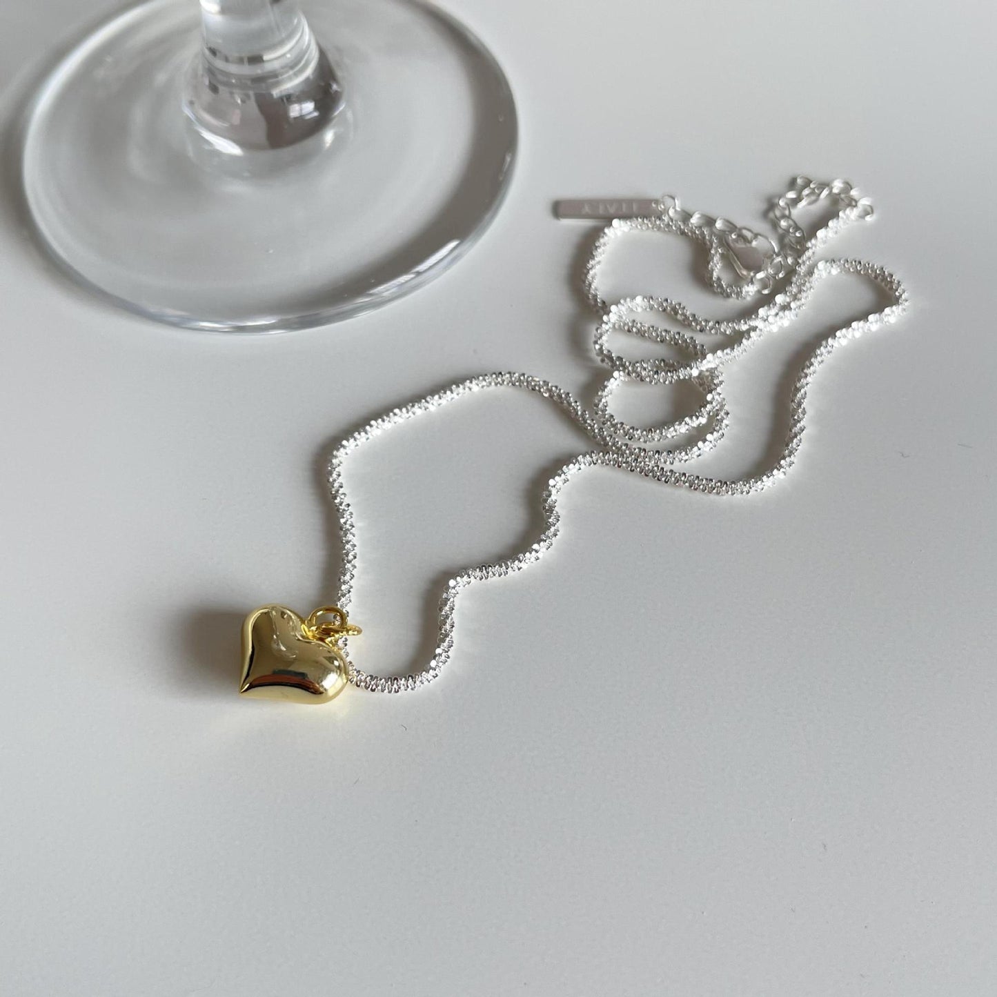 Collana con Ciondolo a Cuore Geometrico in Argento Sterling 925 con Catena a Sfera