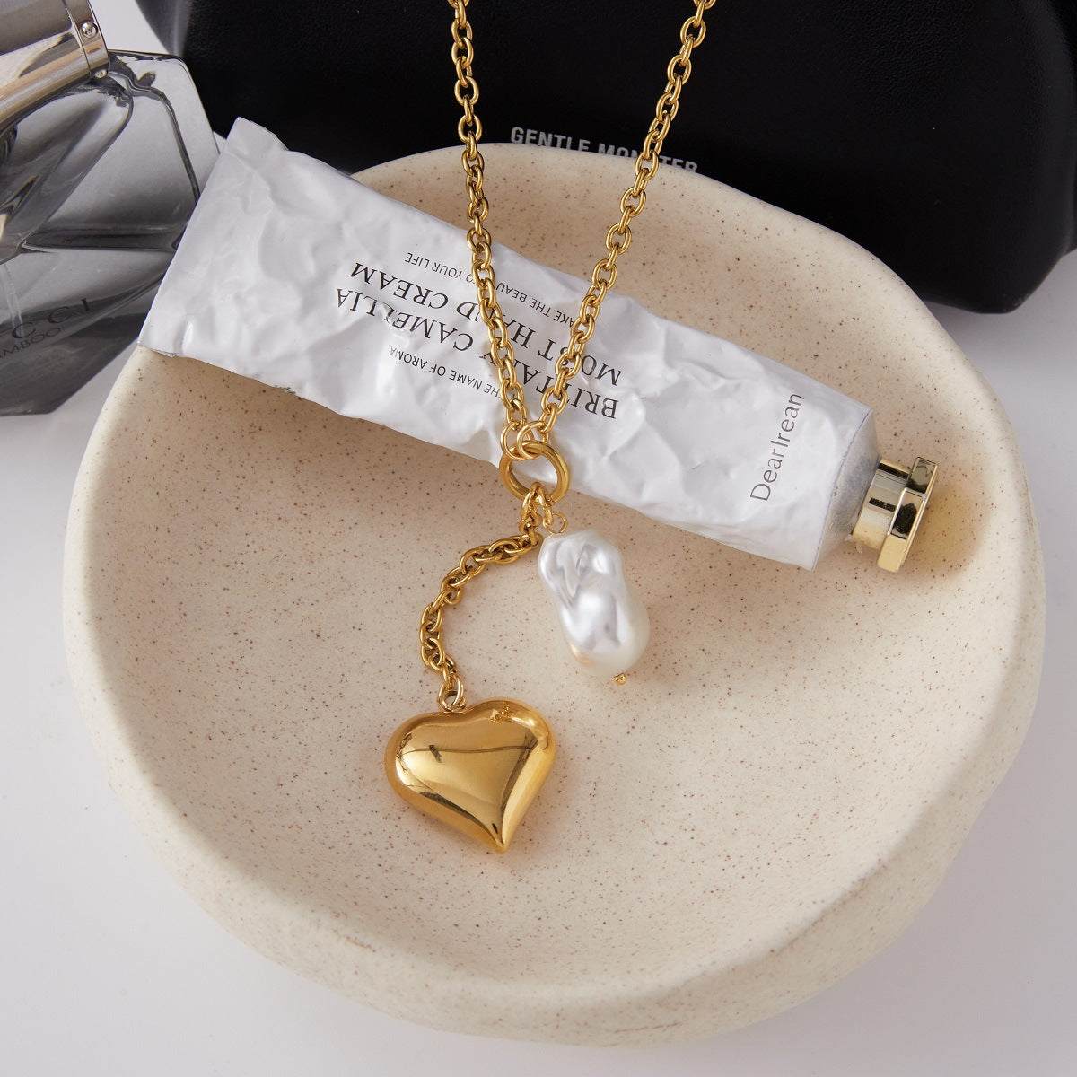 Elegante collana lunga a Y da donna con pendente in acciaio al titanio, design geometrico, catena in acciaio inossidabile galvanizzato, ipoallergenica e resistente all'ossidazione