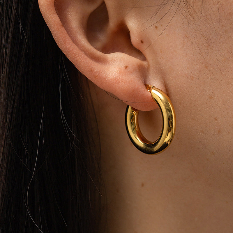 Orecchini minimalisti geometrici a cerchio in acciaio inossidabile da donna con finitura placcata