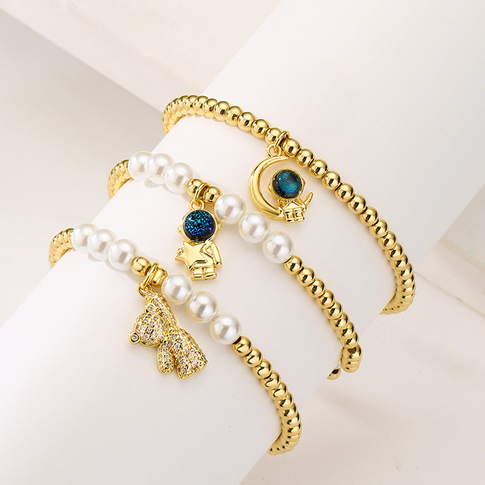 Creative Bear Astronaut Pendant Bracelet for Women with Copper Beads and 18K Gold Plating