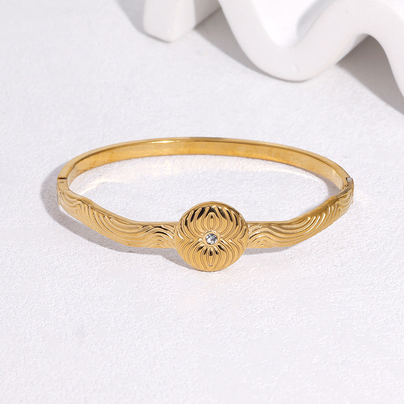 Minimalist Gold Plated Striped Geometric Round Stainless Steel Bracelet for Women