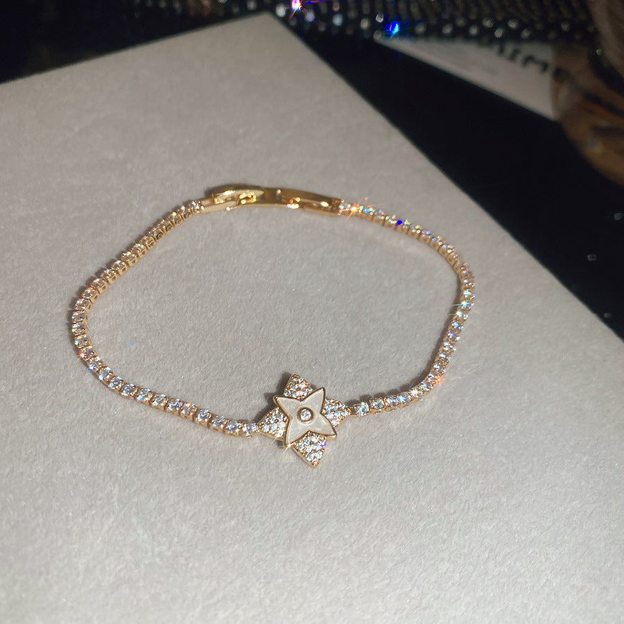 Elegant Luxury Oval Cubic Zirconia Inlaid Brass Bracelet for Women