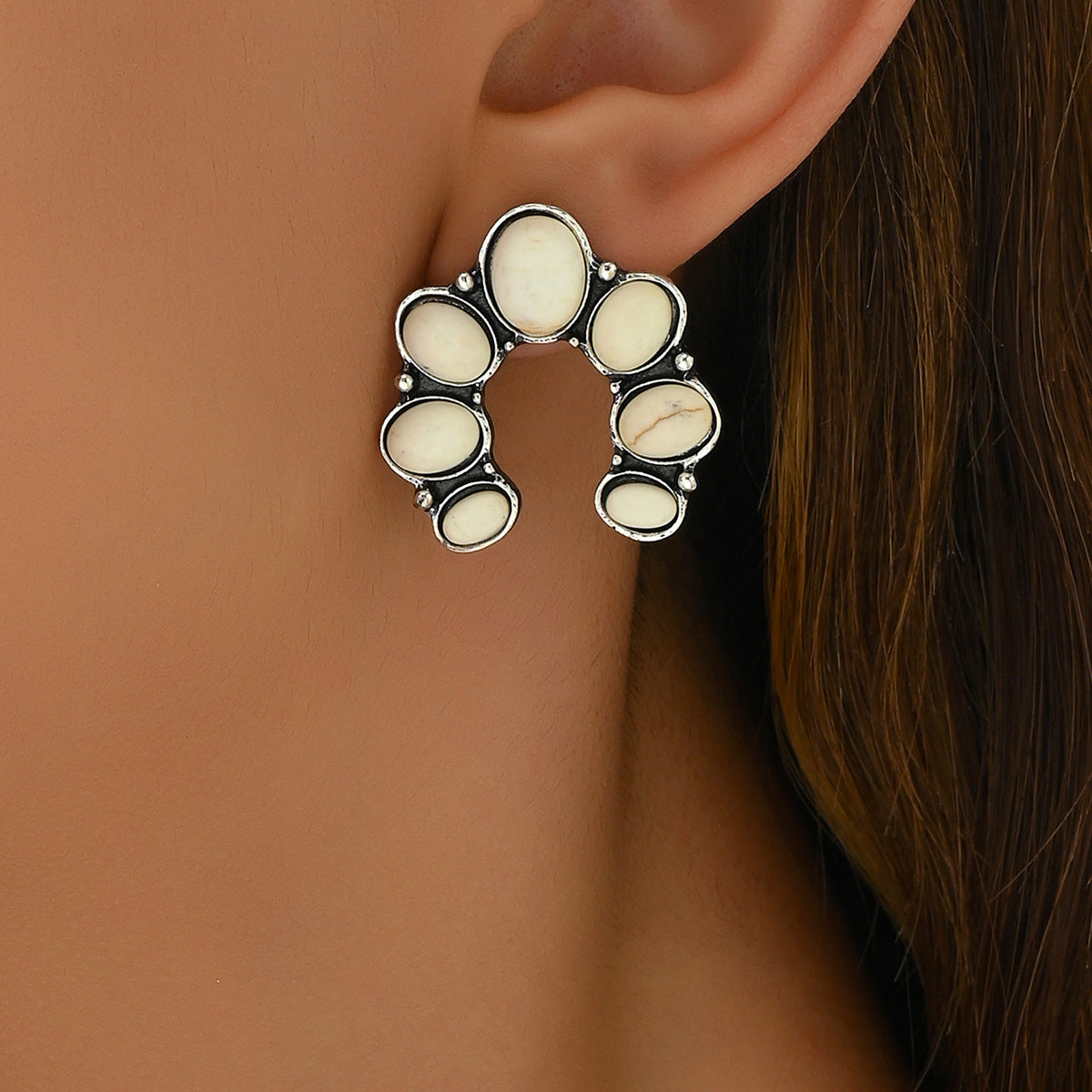 Orecchini da donna stile bohémien a forma di U geometrici con intarsi di strass in lega di zinco per un look elegante da tutti i giorni