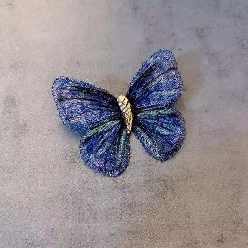 Light Luxury Butterfly Brooch in Embroidered Fabric for Women, Elegant and Refined Pin Accessory