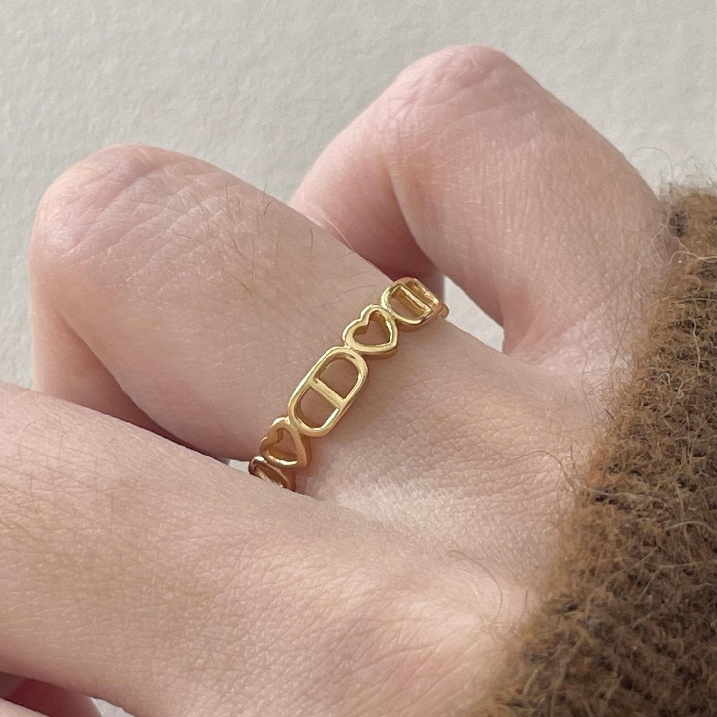 Anillo abierto de plata de ley 925 con diseño de línea geométrica y forma de corazón minimalista para mujer