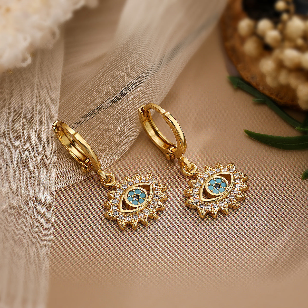 Set di collana e orecchini da donna con ciondolo a occhio turco placcato oro 18 carati in rame e zirconi, stile minimalista vintage
