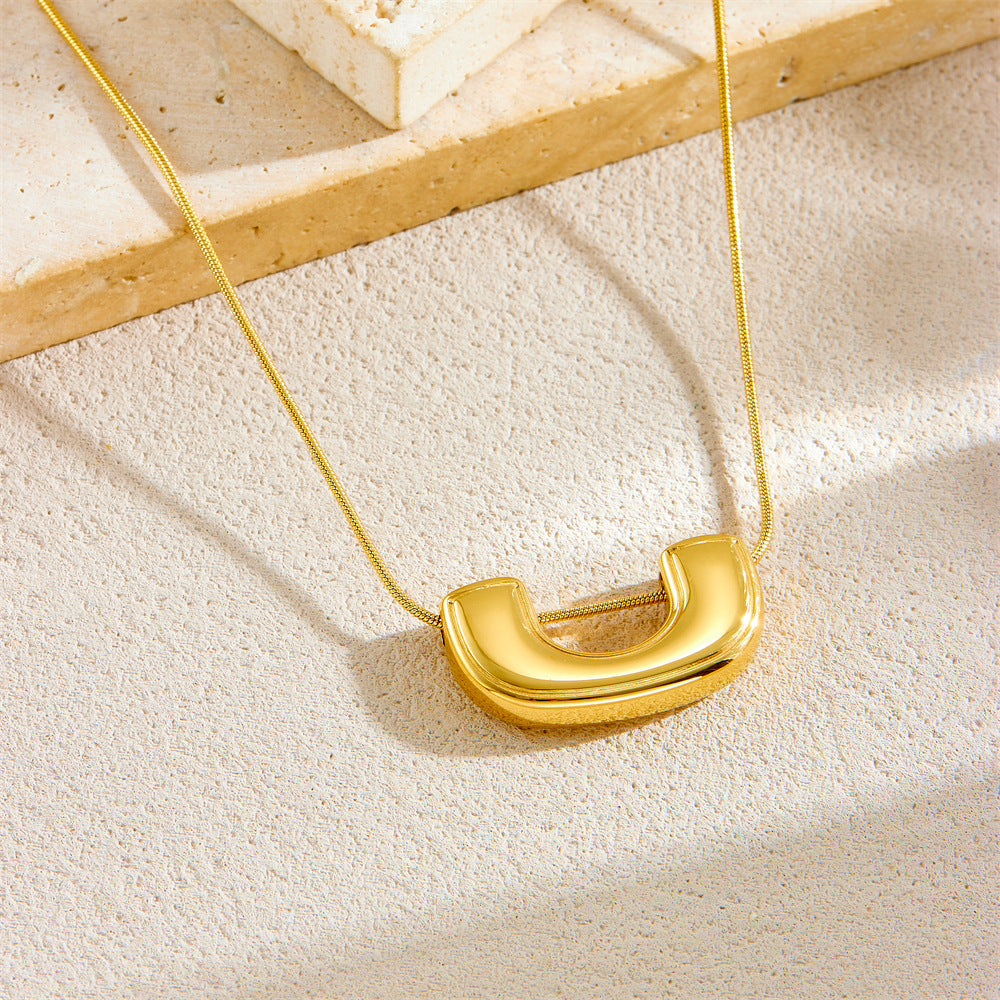Collana girocollo da donna con ciondolo a U in acciaio inossidabile placcato oro, geometrico minimalista