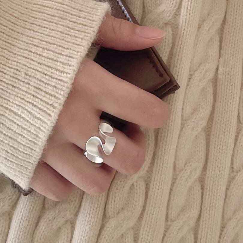 Minimalist Sweet 925 Sterling Silver Geometric Rotating Ring for Women