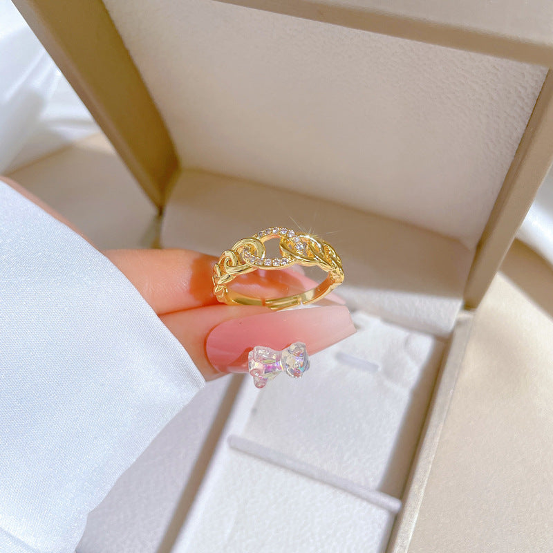 Anello a catena regolabile di lusso con intarsio completo di strass e design a corona per donna, gioiello da mano in stile giapponese minimalista
