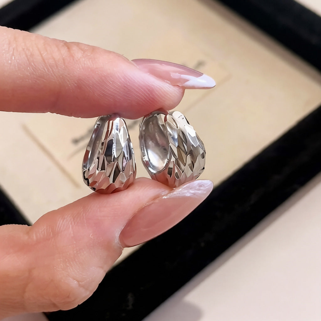 Pendientes de aro geométricos minimalistas en forma de U de metal con baño de oro para mujer