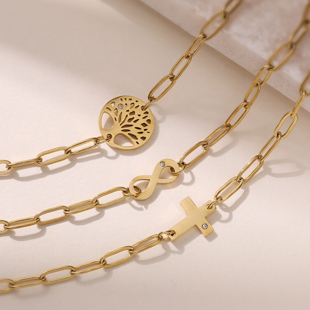 Bracciale da donna a croce con albero della vita geometrico minimalista in acciaio inossidabile placcato oro 18K