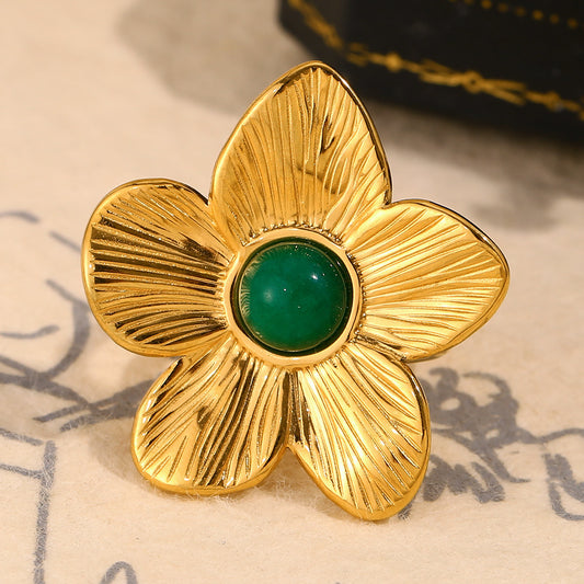Vintage Style Floral Shaped Stainless Steel Ring with 18K Gold Plating for Women