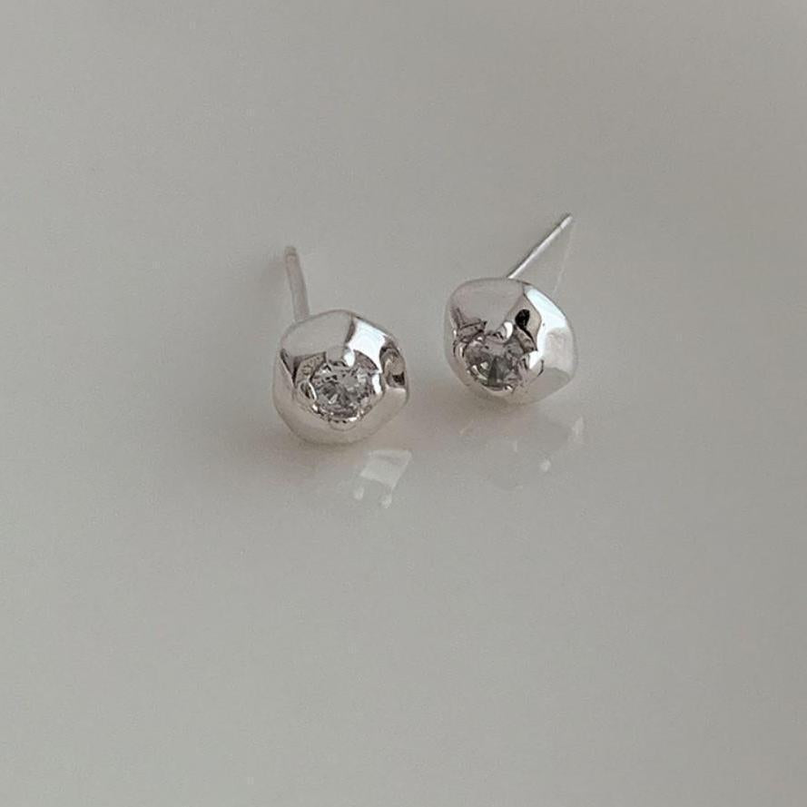 Minimalist Letter-Shaped 925 Sterling Silver Stud Earrings with Zircon Inlay for Women