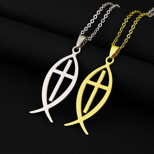 Collana con Pendente a Croce a Forma di Pesce Intagliato alla Moda in Acciaio Inossidabile con Finitura Placcata, Unisex