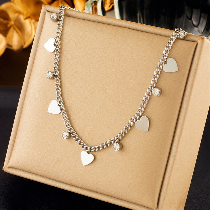 Fashionable Minimalist Butterfly Heart Pearl Pendant Necklace in Stainless Steel with Plated Finish for Women