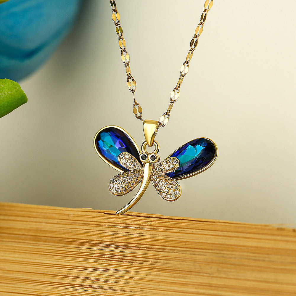 Fashion Minimalist Butterfly Pendant Necklace for Women with Copper Base Plated in Real Gold and Zircon Inlay