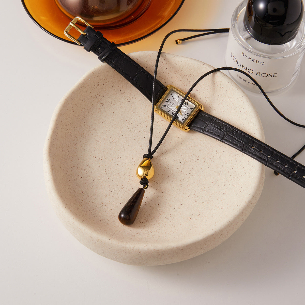 Collana con pendente geometrico minimalista in acciaio inossidabile placcato oro 18 carati da donna