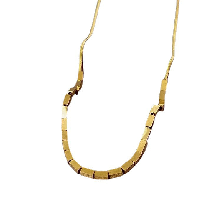 Collana da donna a catena serpente placcata in acciaio al titanio geometrica minimalista