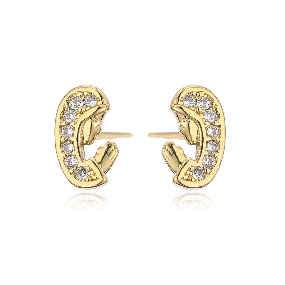 Minimalist 18K Gold Plated Copper Micro-set Zircon Geometric Fish Stud Earrings for Women