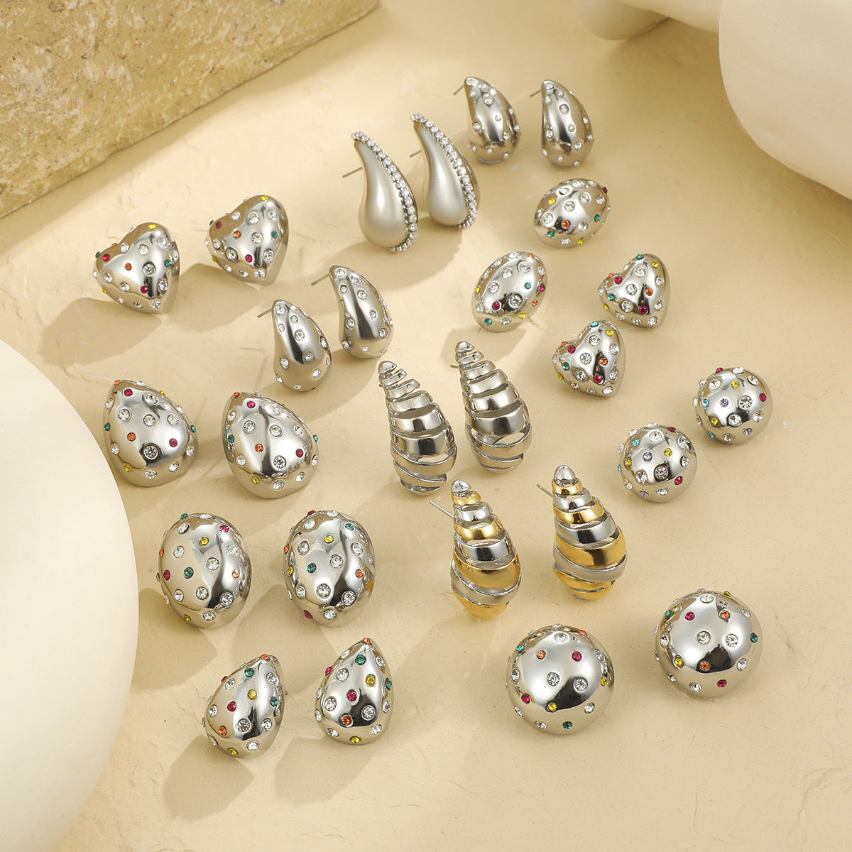 Pendientes de acero inoxidable con forma de gota de agua, incrustaciones de circonio y chapado en oro para mujer