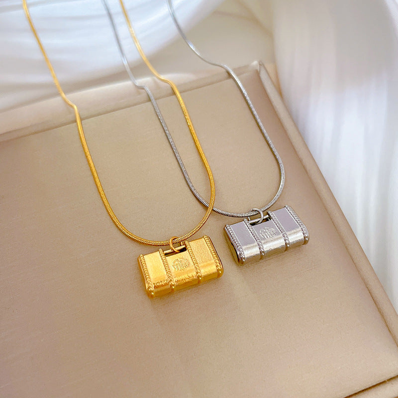 Minimalist Geometric Fu Character Pendant Necklace for Women Made of Titanium Steel with Gold Plating Locket Chain