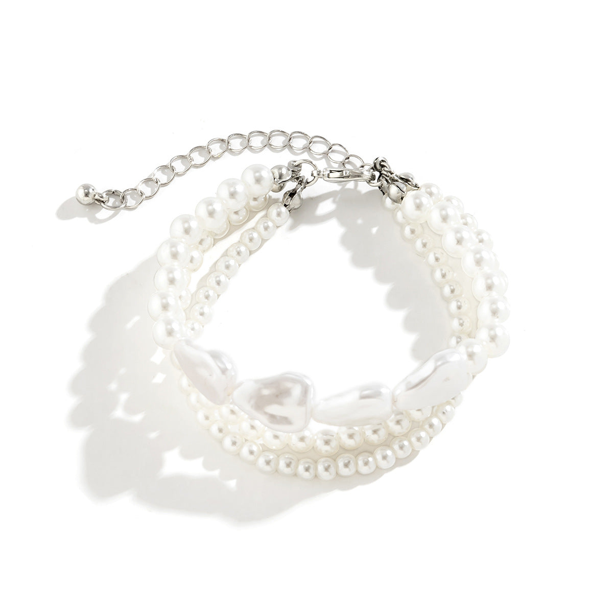 Collana Minimalista Multistrato da Donna con Perla Finta a Goccia in Resina su Catena a Sfere