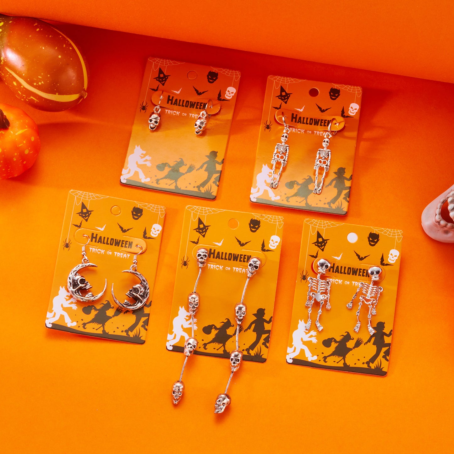 Pendientes de aleación con diseño punk geométrico para Halloween con fantasmas, calabazas, arañas y calaveras con rosas