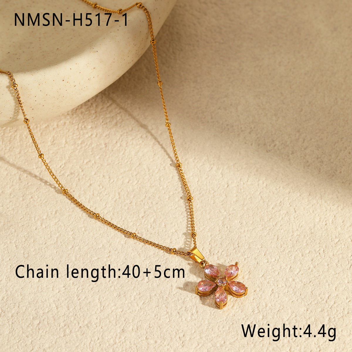 Elegante Collar Minimalista con Colgante en Forma de Pétalo de Acero Inoxidable con Baño de Oro de 18K para Mujer
