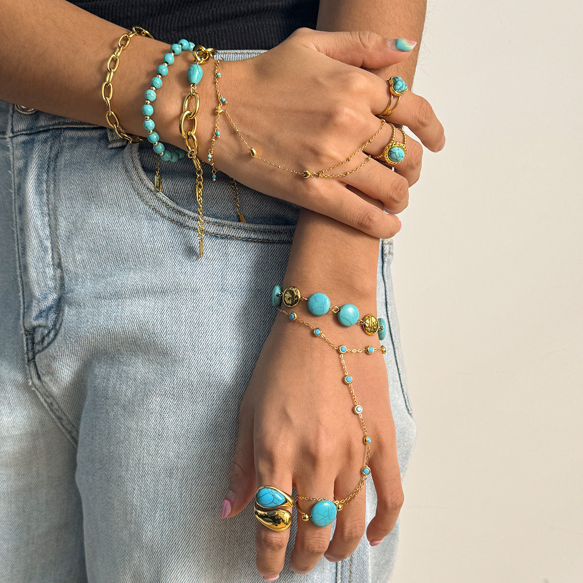 Parure di Bracciale e Anello Geometrici da Donna in Acciaio Inossidabile Placcato, dal Fascino Minimalista e di Lusso