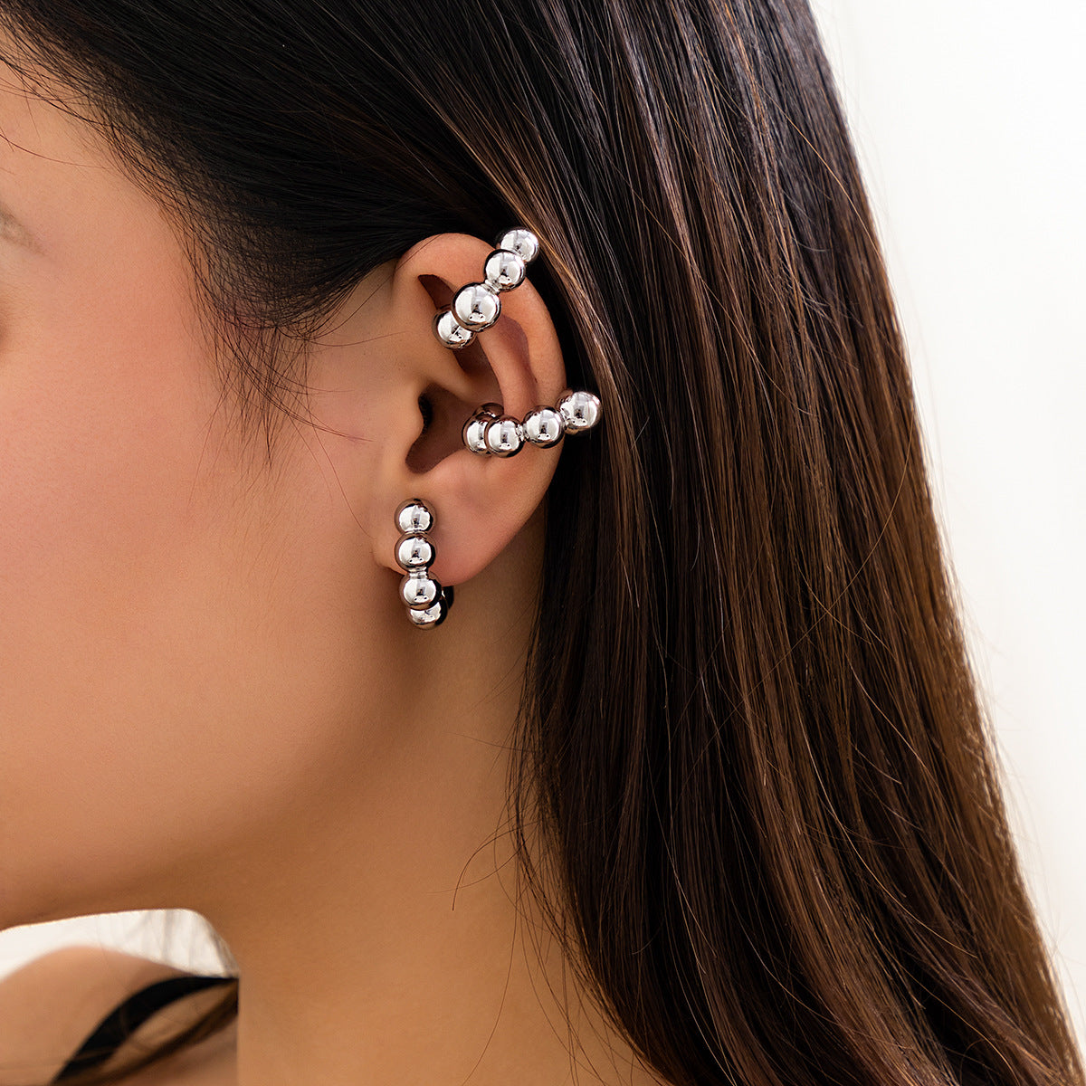 Minimalist Striped Geometric Round Resin Plated Ear Cuff for Women