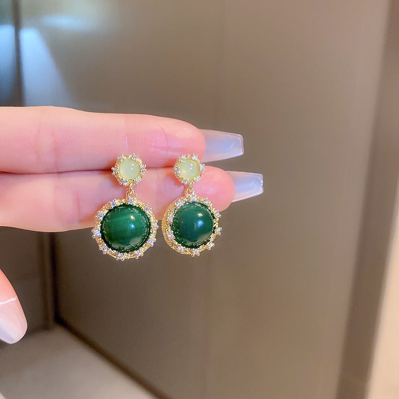 Orecchini Vintage in Resina con Forma a Diamante Geometrico, Corpo in Lega e Finitura Placcata Oro, Perni in Acciaio Inossidabile, Gioielli per Orecchie da Donna Minimalisti di Lusso