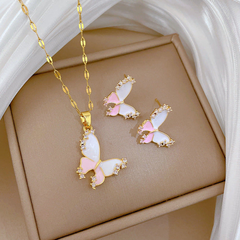 Sweet Drip Oil Pink Butterfly Moon Rhinestone Titanium Steel Necklace Set for Women and Men