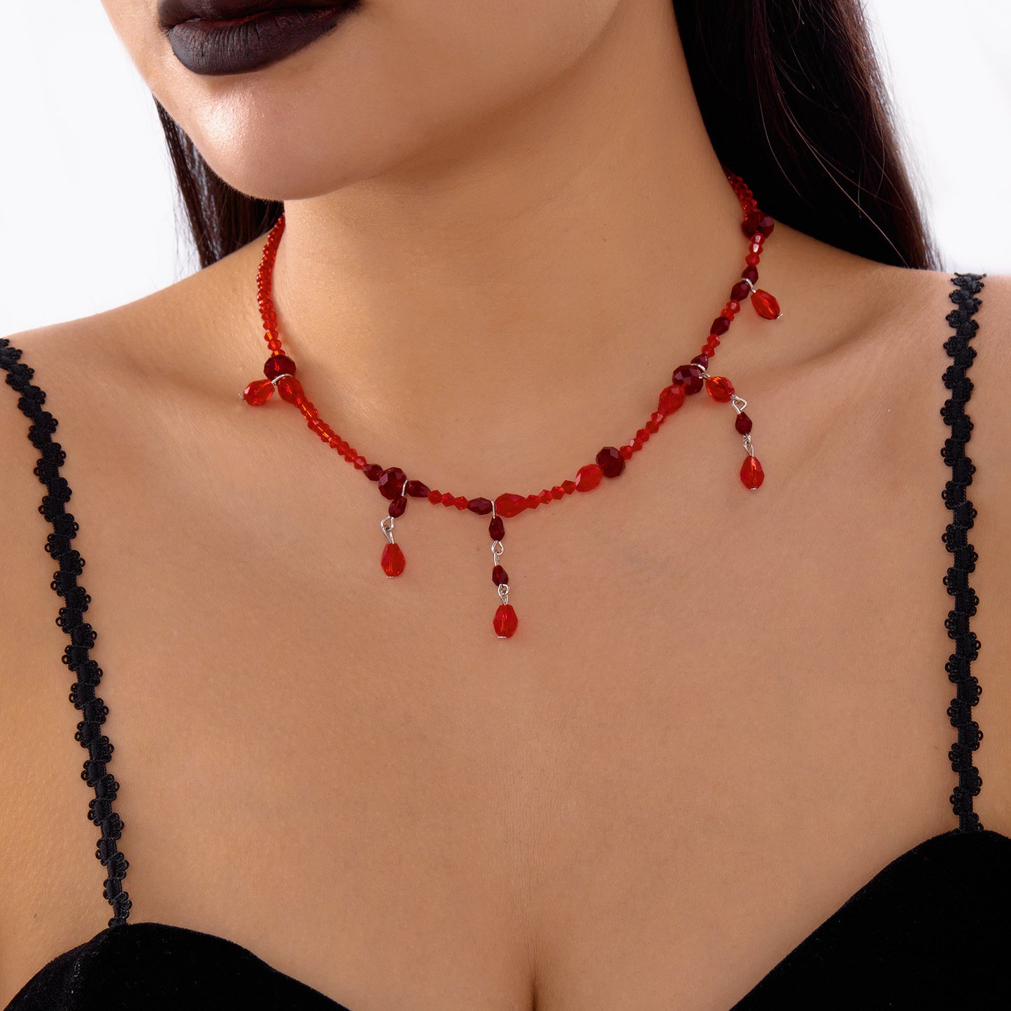 Collar con colgante de cristal geométrico vintage en forma de gota de sangre para mujer con cadena O y motivo de calabaza y calavera de Halloween