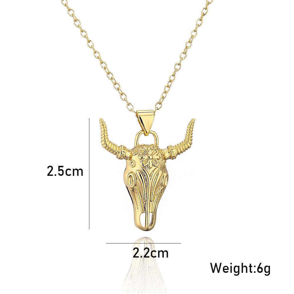 Collana con ciondolo a testa di toro in stile punk in rame con design geometrico