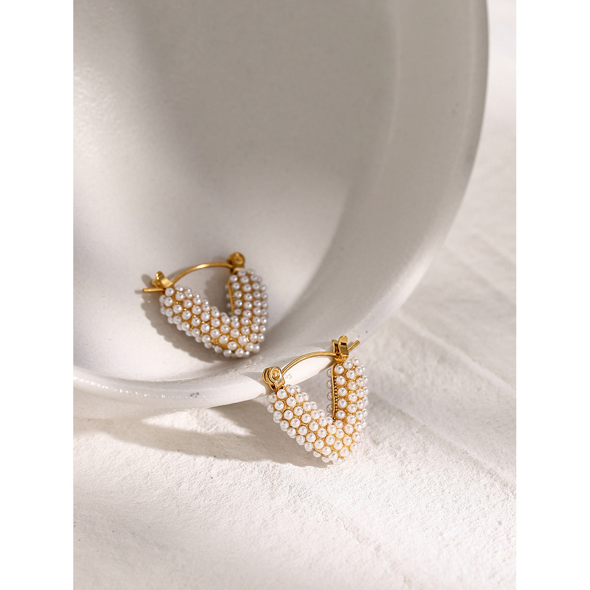 Minimalist 18K Gold Plated V-Shape Stainless Steel Pearl Earrings for Women