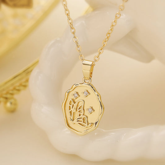 Collana con Pendente Geometrico a Farfalla Minimalista da Donna, Catena in Rame con Design Irregolare a Medaglione