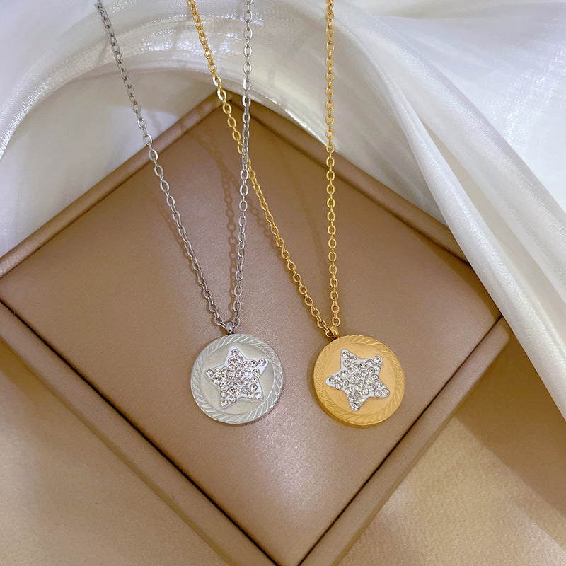 Minimalist Five-Pointed Star Pendant Necklace for Women in Titanium Steel with Gold Plating and Delicate Locket Chain