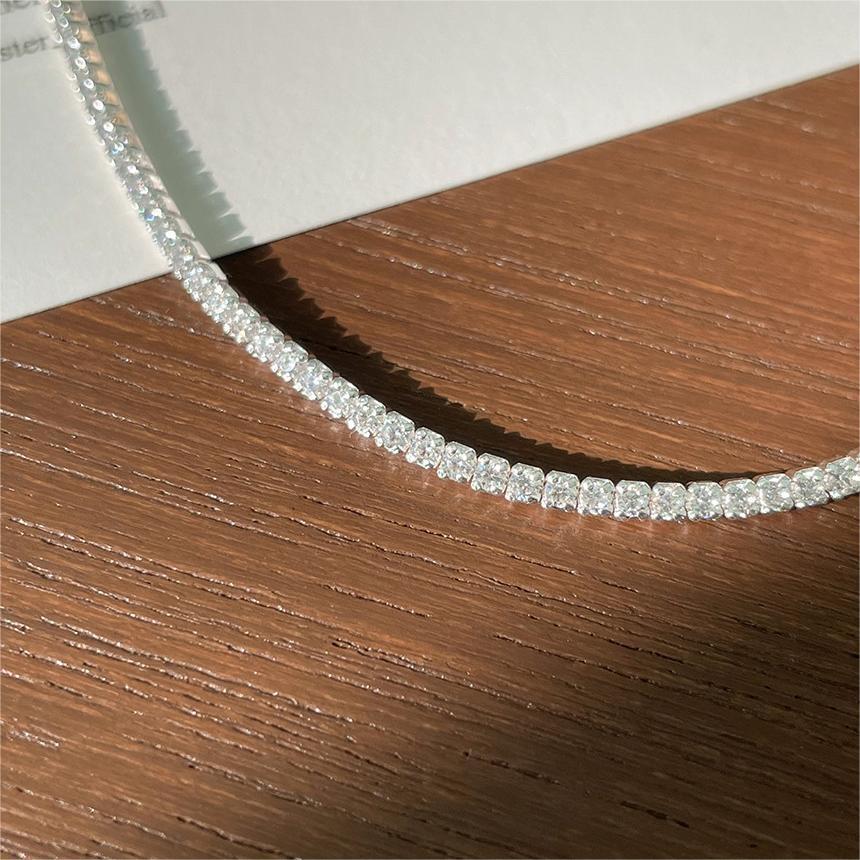 Collana con Pendente Tulipano Geometrico Minimalista in Argento Sterling 925 con Intarsio di Strass e Finitura Placcata