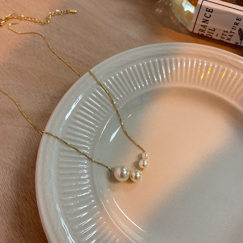 Asymmetrical Geometric Pearl Necklace for Women with Mother-of-Pearl Pendant on Box Chain, Minimalist Luxury Style Choker