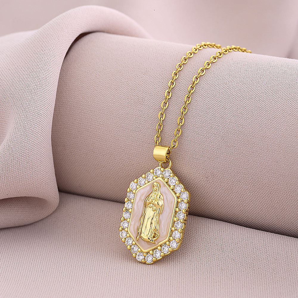 Collana con Pendente Vintage in Smalto e Zirconia dalla Forma Geometrica con Catena a Maglie per Unisex