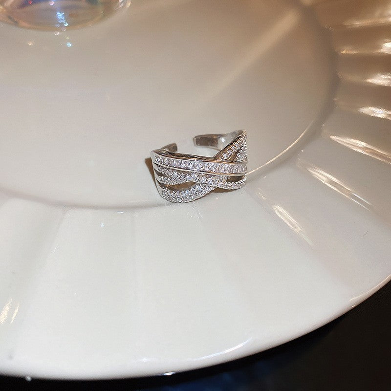 Anello elegante e geometrico ispirato alle perle con intarsio in zircone da donna, anello minimalista alla moda da dito indice, gioielli di lusso per le mani