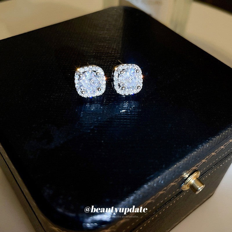 Orecchini floreali minimalisti con perle, perno in argento sterling 925 e strass, da donna