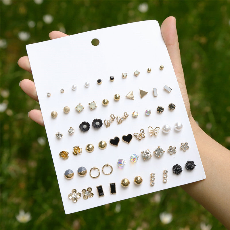Fashion Geometric Butterfly Floral Micro-inlay Rhinestone Alloy Resin Pearl Earring Set for Women and Men