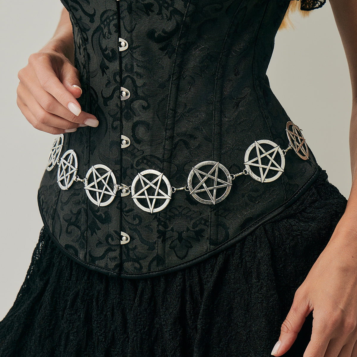 Gothic Hip-hop Punk Star Geometric Iron Body Chain for Women