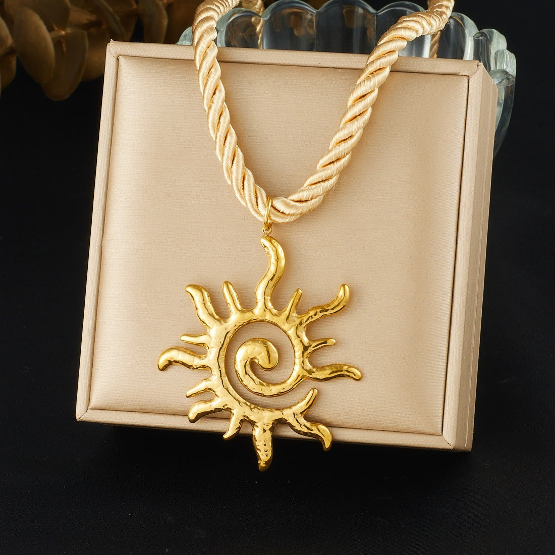 Vintage Gold Plated Sun Stainless Steel Pendant Rope Chain Necklace for Women