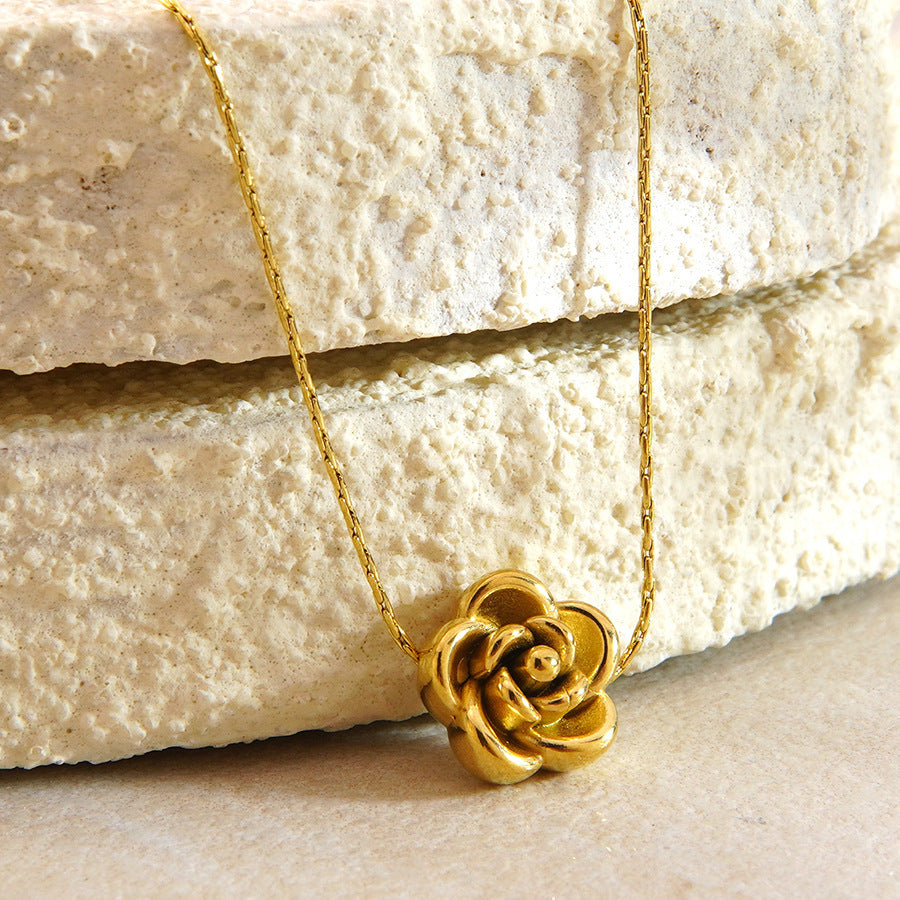 Vintage Elegant Gold Plated Stainless Steel Floral Necklace and Earring Set for Women