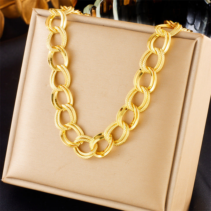 Collana da donna alla moda in acciaio al titanio placcato oro con doppio anello liscio e filettato