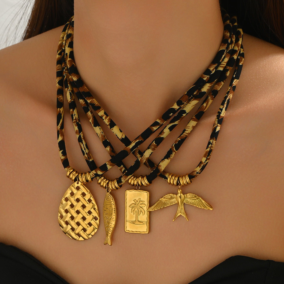 Collar de cuerda con estampado de leopardo geométrico para mujer con colgante de estrella, joyería chapada en aleación, accesorio de moda minimalista
