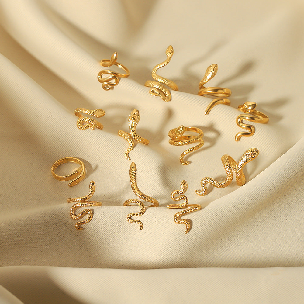 Anello geometrico in acciaio inossidabile a forma di serpente con placcatura in oro 18 carati da donna