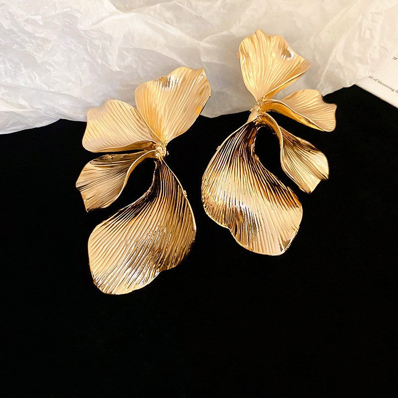 Pendientes Chic de Borla Floral para Mujer con Postes de Plata de Ley 925 y Base de Cobre Bañado